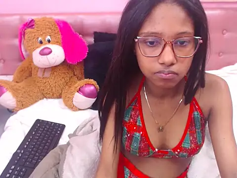 Snapshot of cutedoll4u chatting on 03-01-26, 01:35 cutedoll4u online show from 03-01-26, 01:35