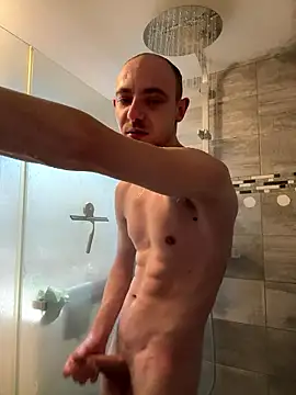 Crevette311 online show from 01-12-26, 03:28