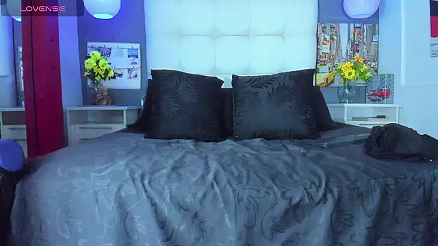 SharonTygaX online show from 02-28-26, 04:13