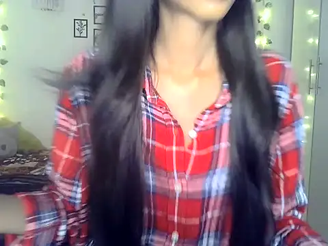 SIKSHA SINGH online show from 04-02-26, 04:04