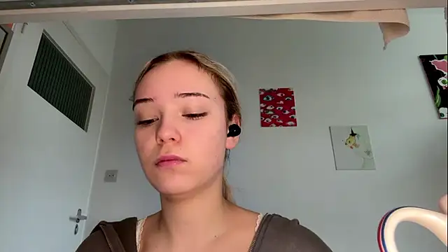 Snapshot of SourMidday chatting on 02-27-26, 08:14 SourMidday online show from 02-27-26, 08:14