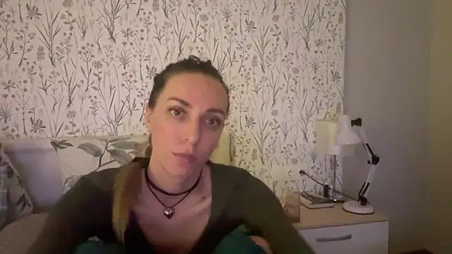 SarahStevens online show from 04-05-26, 03:53