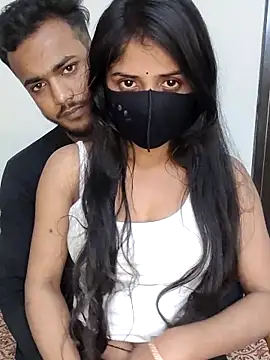 Snapshot of crazy_bebs chatting on 02-21-26, 12:00 crazy bebs online show from 02-21-26, 12:00