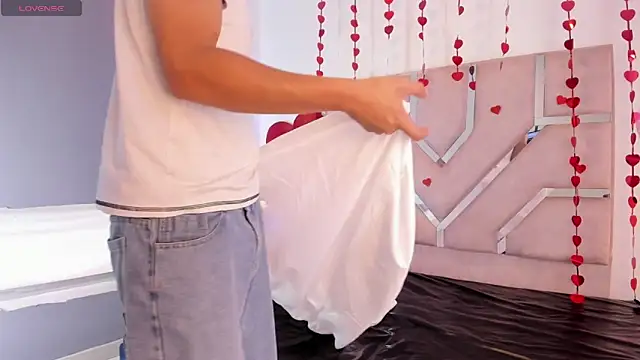 Angel Lux online show from 02-25-26, 07:01