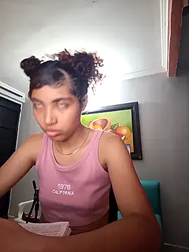 MeMore 44 online show from 02-26-26, 04:44