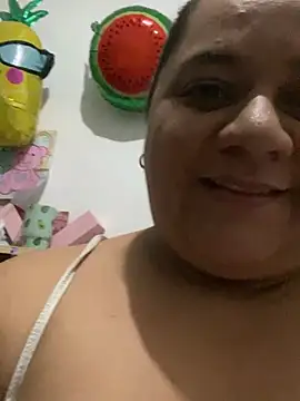 Snapshot of Melanny69x chatting on 02-21-26, 03:18 Melanny69x online show from 02-21-26, 03:18