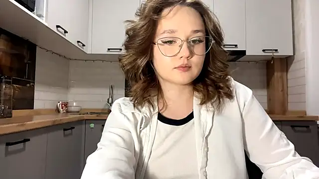 AinaSmith online show from 02-28-26, 10:38