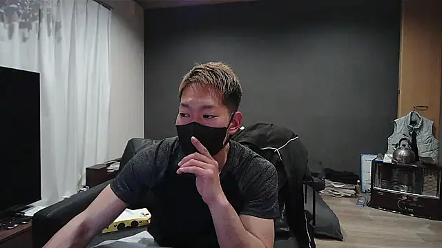 Snapshot of ryuaaaaa chatting on 03-16-26, 09:24 ryuaaaaa online show from 03-16-26, 09:24