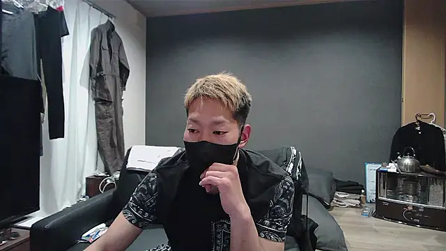 Snapshot of ryuaaaaa chatting on 03-17-26, 02:09 ryuaaaaa online show from 03-17-26, 02:09