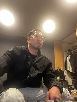 Snapshot of ryuaaaaa chatting on 03-18-26, 09:34 ryuaaaaa online show from 03-18-26, 09:34