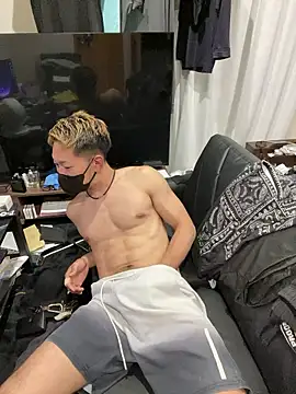 Snapshot of ryuaaaaa chatting on 03-19-26, 04:33 ryuaaaaa online show from 03-19-26, 04:33