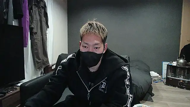 Snapshot of ryuaaaaa chatting on 03-22-26, 09:13 ryuaaaaa online show from 03-22-26, 09:13