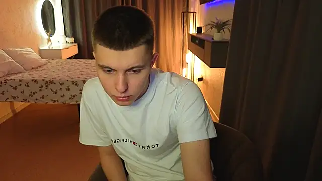 Snapshot of Keviin777 chatting on 02-20-26, 05:35 Keviin777 online show from 02-20-26, 05:35