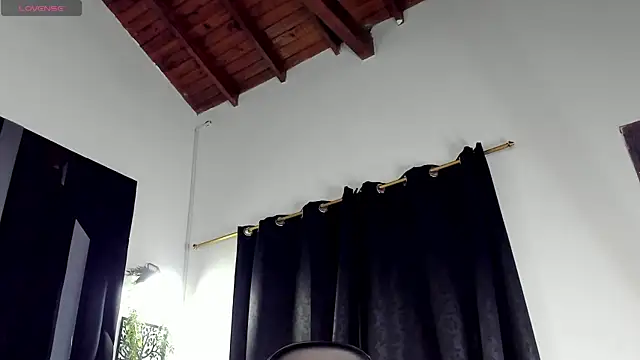 Snapshot of TonyPetrovjs chatting on 04-11-26, 07:45 TonyPetrovjs online show from 04-11-26, 07:45