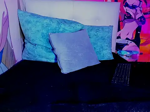 Snapshot of Emmadarlinghh chatting on 03-02-26, 06:48 Emmadarlinghh online show from 03-02-26, 06:48