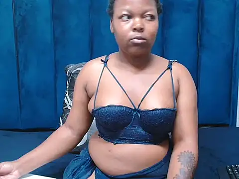 Snapshot of CrazeAss chatting on 02-23-26, 04:04 CrazeAss online show from 02-23-26, 04:04