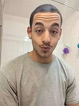 momo0208 online show from 03-05-26, 10:28