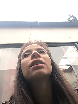 Snapshot of ValentinaRivers chatting on 03-28-26, 12:38 ValentinaRivers online show from 03-28-26, 12:38