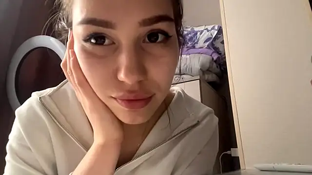 HypnoticEyeys online show from 02-25-26, 11:20