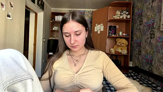 poly princess online show from 03-27-26, 09:32