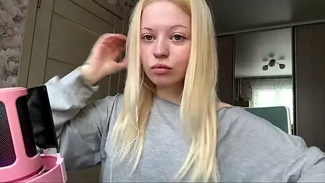 Snapshot of JeneeBIanks chatting on 03-01-26, 09:11 JeneeBIanks online show from 03-01-26, 09:11