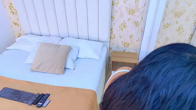 Snapshot of Scarleett_Fire chatting on 02-26-26, 11:53 Scarleett Fire online show from 02-26-26, 11:53