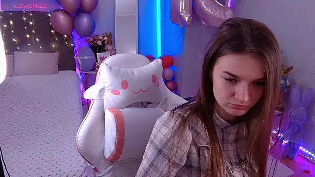 Snapshot of Ann_Wood chatting on 02-21-26, 07:09 Ann Wood online show from 02-21-26, 07:09