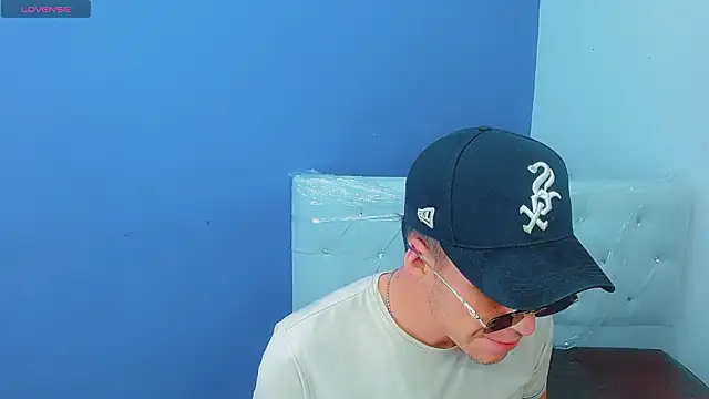 Snapshot of masterboyx chatting on 02-23-26, 03:20 masterboyx online show from 02-23-26, 03:20