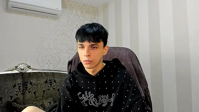 Snapshot of ClarkBev chatting on 02-24-26, 07:50 ClarkBev online show from 02-24-26, 07:50