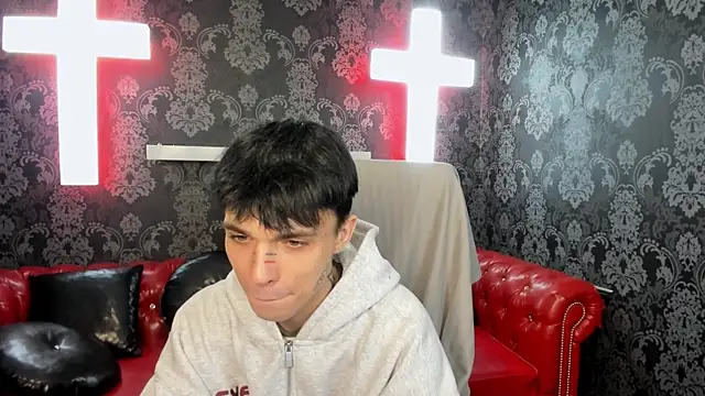 Snapshot of ClarkBev chatting on 03-01-26, 07:54 ClarkBev online show from 03-01-26, 07:54