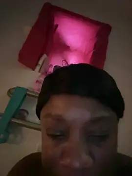 Snapshot of Blackberry39 chatting on 02-21-26, 01:23 Blackberry39 online show from 02-21-26, 01:23