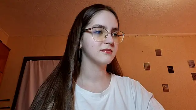 Snapshot of Katelemon chatting on 03-01-26, 12:18 Katelemon online show from 03-01-26, 12:18