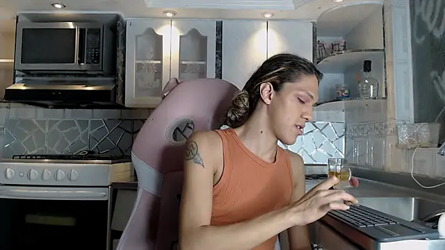 CrisOzzz online show from 02-22-26, 08:07