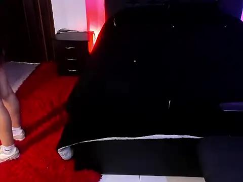 Snapshot of ginebrapurple chatting on 02-28-26, 05:47 ginebrapurple online show from 02-28-26, 05:47