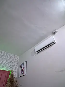 Allice Evens online show from 04-12-26, 03:00