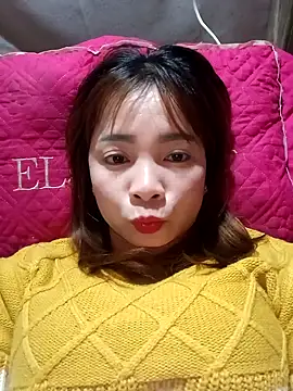 Snapshot of Him_MountainGirl26 chatting on 02-21-26, 10:05 Him MountainGirl26 online show from 02-21-26, 10:05