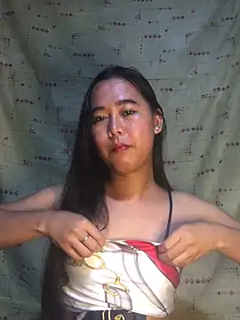 Snapshot of Tairakim chatting on 02-21-26, 04:41 Tairakim online show from 02-21-26, 04:41