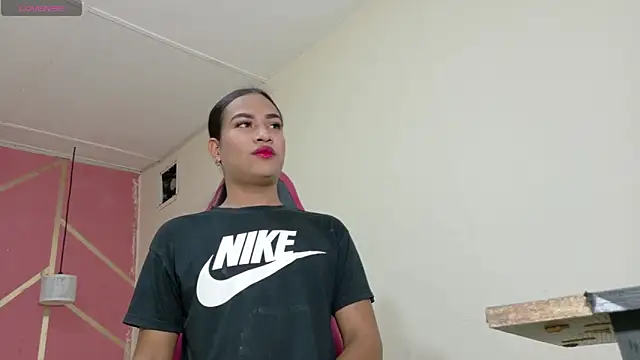 Snapshot of cristal-49 chatting on 03-02-26, 12:45 cristal-49 online show from 03-02-26, 12:45