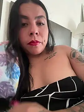 JudQuinOlve20 online show from 02-24-26, 08:51