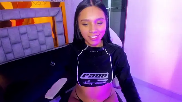 Snapshot of miiaboss_ chatting on 03-30-26, 06:31 miiaboss online show from 03-30-26, 06:31