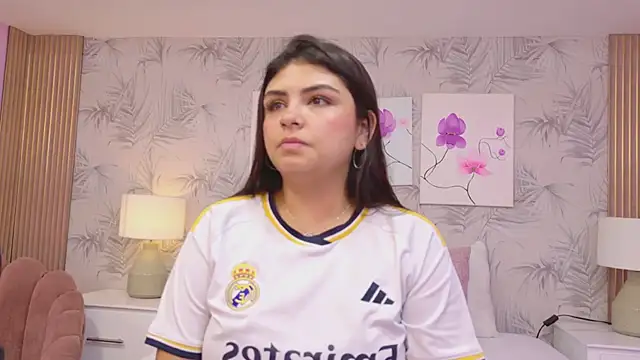 EmmaLeens online show from 03-05-26, 12:01