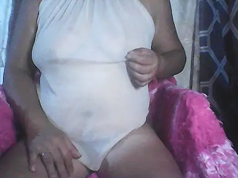 Snapshot of winterlady07 chatting on 03-04-26, 07:03 winterlady07 online show from 03-04-26, 07:03