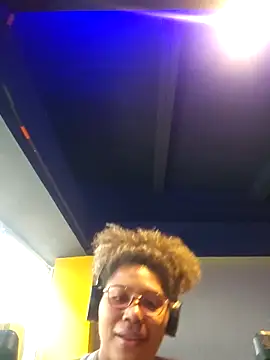 Snapshot of MarySweetieHot chatting on 02-23-26, 03:53 MarySweetieHot online show from 02-23-26, 03:53