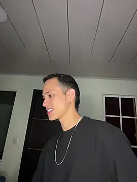 Snapshot of HarryGaze chatting on 02-24-26, 09:40 HarryGaze online show from 02-24-26, 09:40