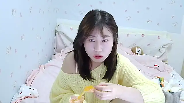 Snapshot of lilabeauty chatting on 03-09-26, 12:09 lilabeauty online show from 03-09-26, 12:09