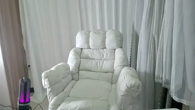 Snapshot of lilabeauty chatting on 04-07-26, 01:33 lilabeauty online show from 04-07-26, 01:33