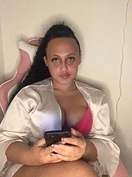 Snapshot of mayawesttt chatting on 02-23-26, 05:32 mayawesttt online show from 02-23-26, 05:32