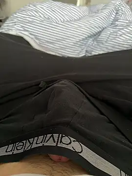 Snapshot of Vireontr1 chatting on 02-25-26, 07:29 Vireontr1 online show from 02-25-26, 07:29