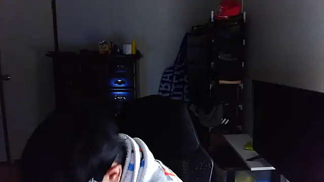 Snapshot of longlongsong chatting on 02-25-26, 09:30 longlongsong online show from 02-25-26, 09:30