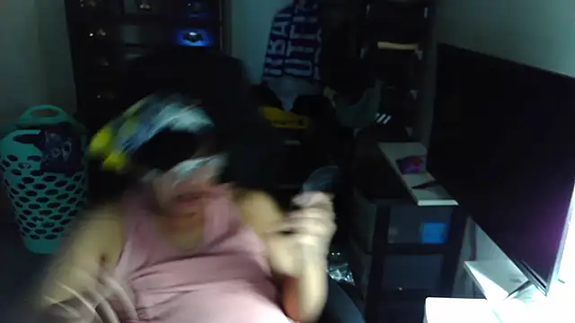 Snapshot of longlongsong chatting on 02-25-26, 10:41 longlongsong online show from 02-25-26, 10:41